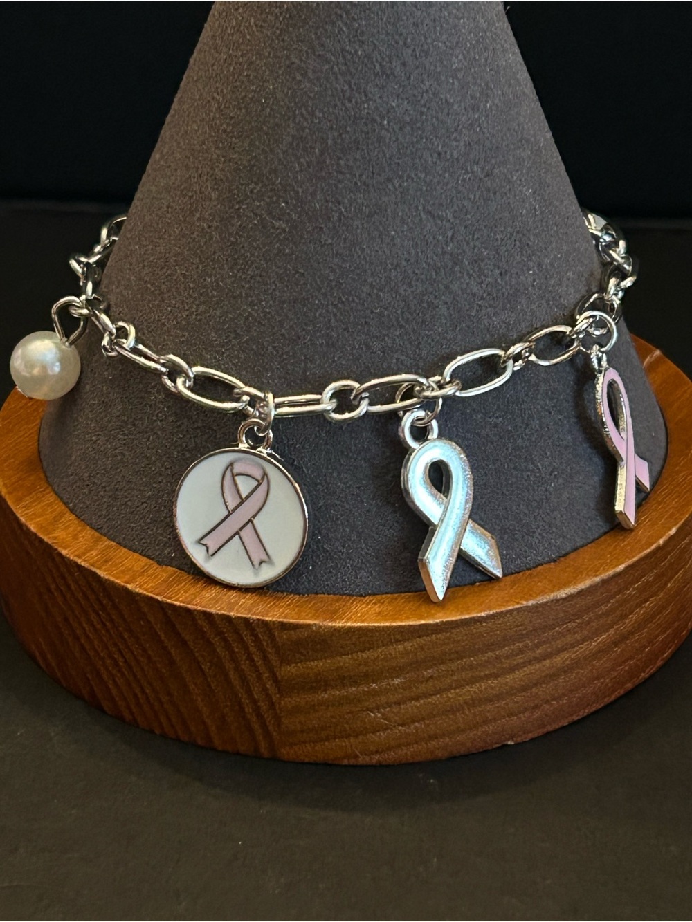 Silver-Tone Adjustable Pink Breast Cancer Awareness Ribbon Charm Bracelet NWT